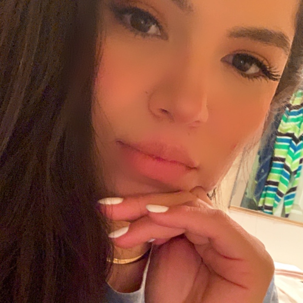 Meet your Posher, Eileen